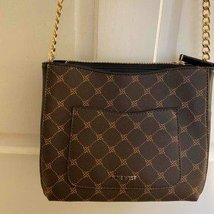 Nine West Kensington Cross Body Bag